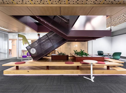 ����ͷ�Եİ칫װ����ƿռ��������ġ���������Alcon